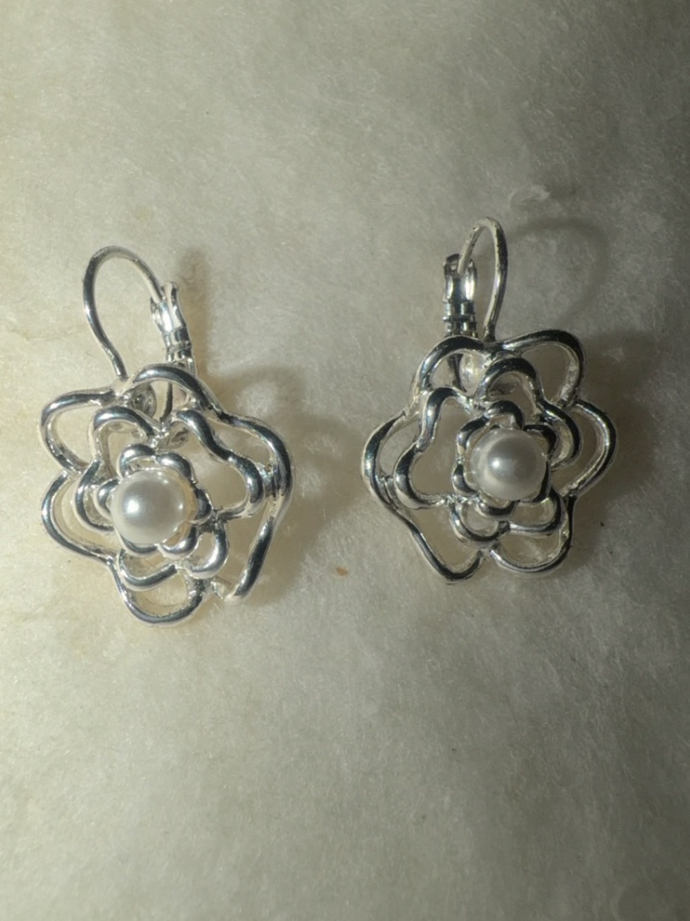 Silver Floral Pearl Drop Earrings - Elegant Women's Jewelry